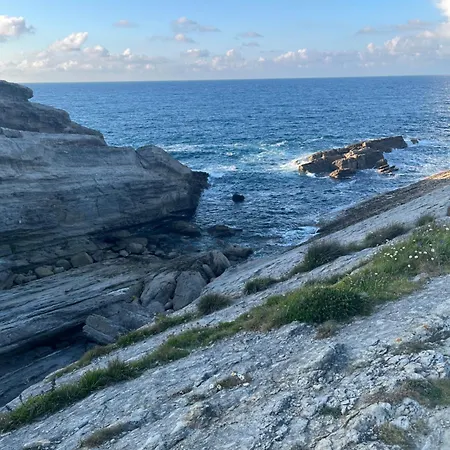 Angelines, Sneuu Πανσιόν Σανταντέρ