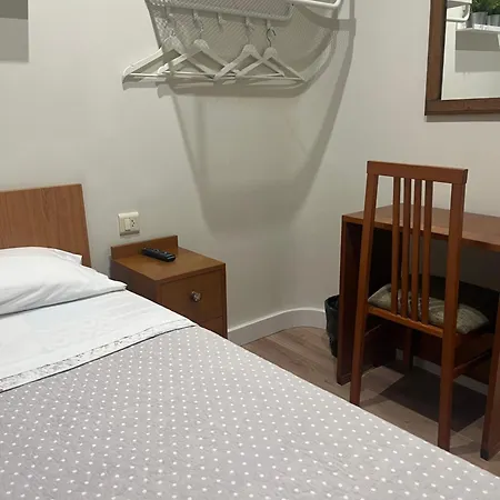 Angelines, Sneuu * Σανταντέρ