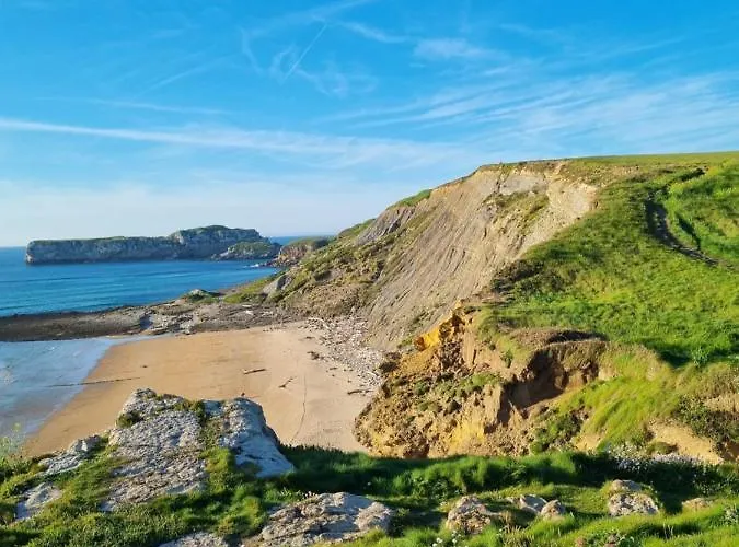 Angelines, Sneuu 게스트하우스