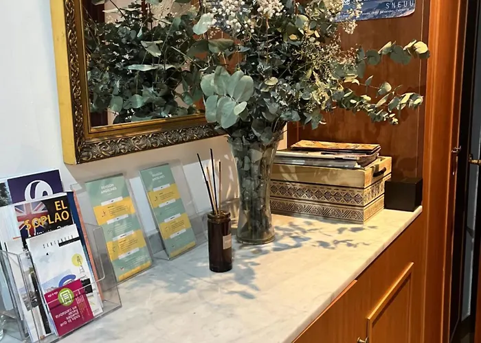 Angelines, Sneuu 게스트하우스 *