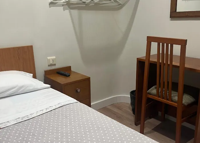 Angelines, Sneuu * Santander