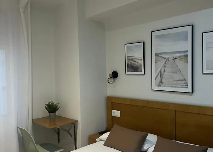 Angelines, Sneuu * 산탄데르