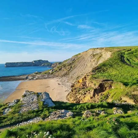 Angelines, Sneuu Konukevi