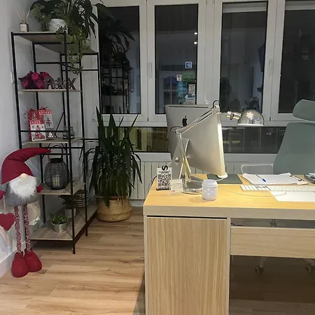 Konukevi Angelines, Sneuu *