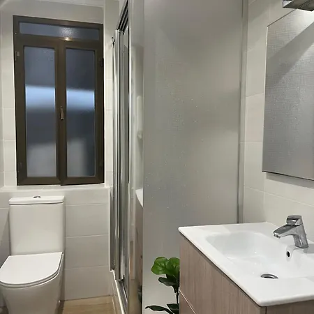 Angelines, Sneuu Santander